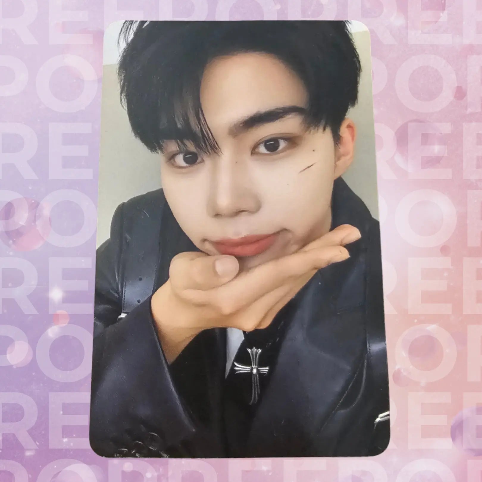 ZEROBASEONE 2026 Season's Greetings Pre-order Benefit Photocard - Gunwook